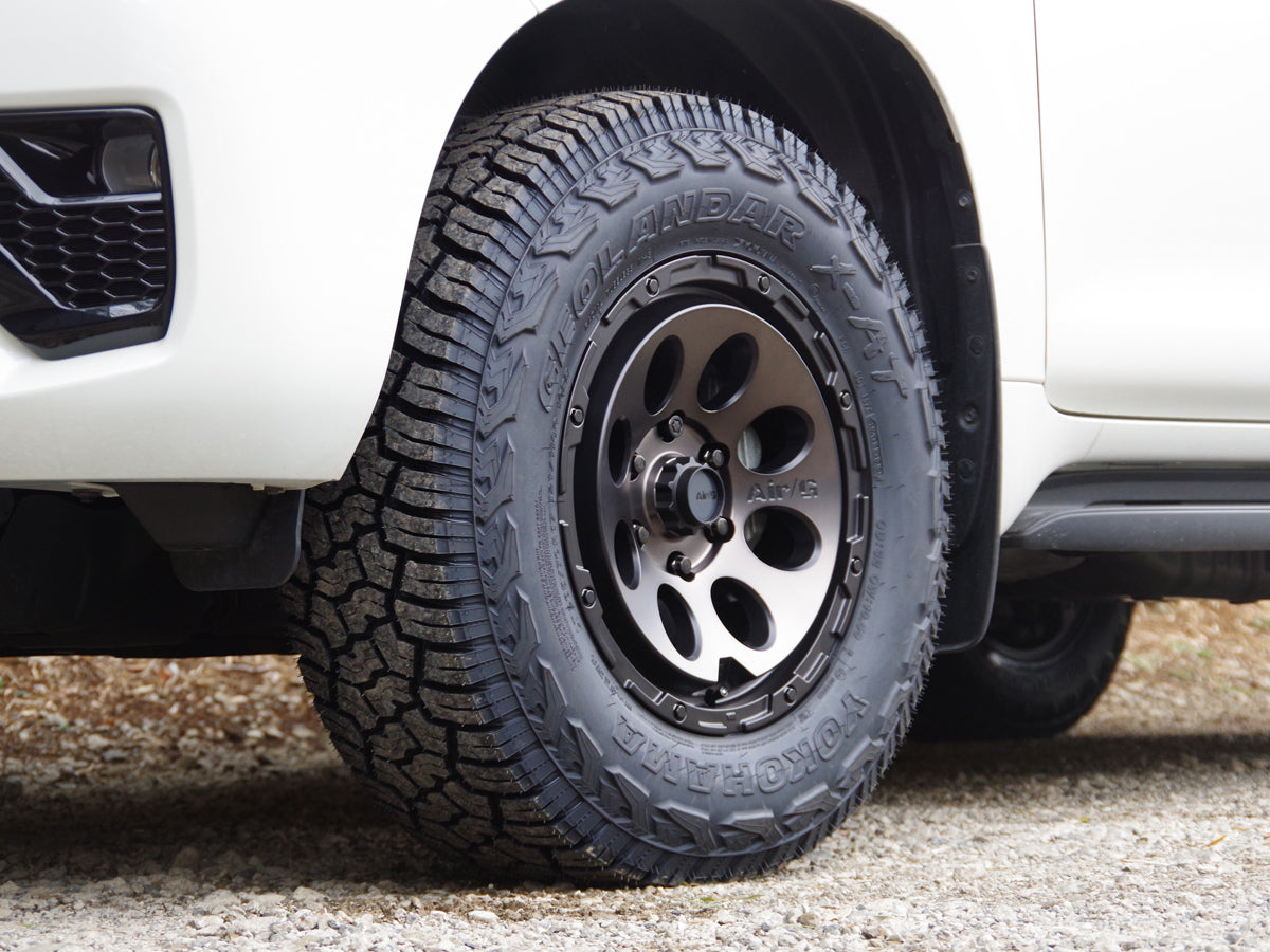 Land Cruiser Prado 150 (2010+) with Air/G Massive wheels.