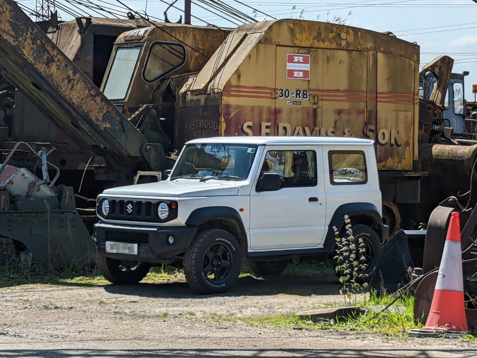 Suzuki Jimny (2018+) with BRADLEY V EVOLUTION wheels