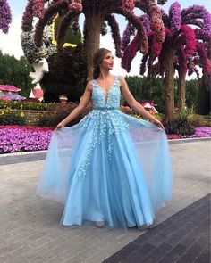 Elegant A Line V Neck Blue Long Prom Dress with Appliques  cg7124