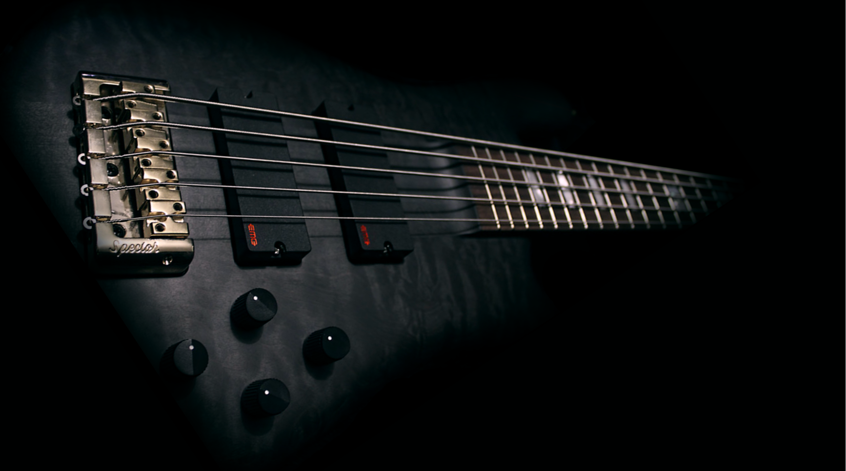 eurobass-2-features.png__PID:4e213d50-f7bc-4ddb-9cb5-f0c3bbdc86fe