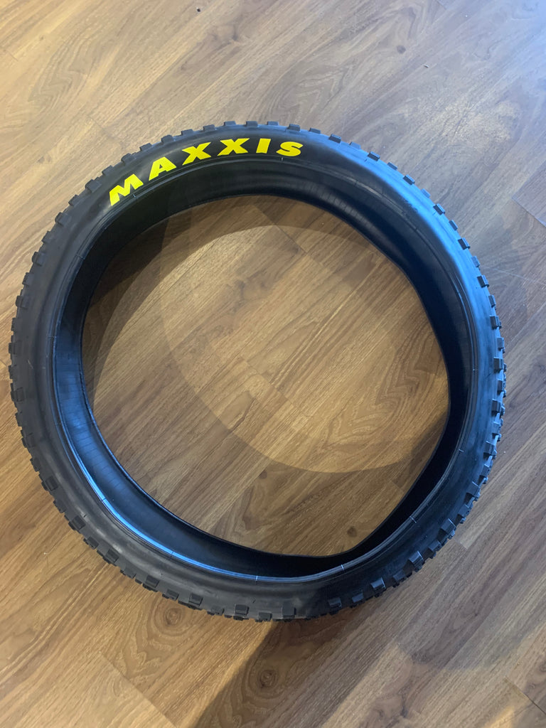 20 x 4 fat bike tire