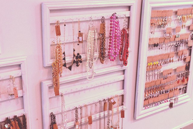 diy picture frame jewelry holder