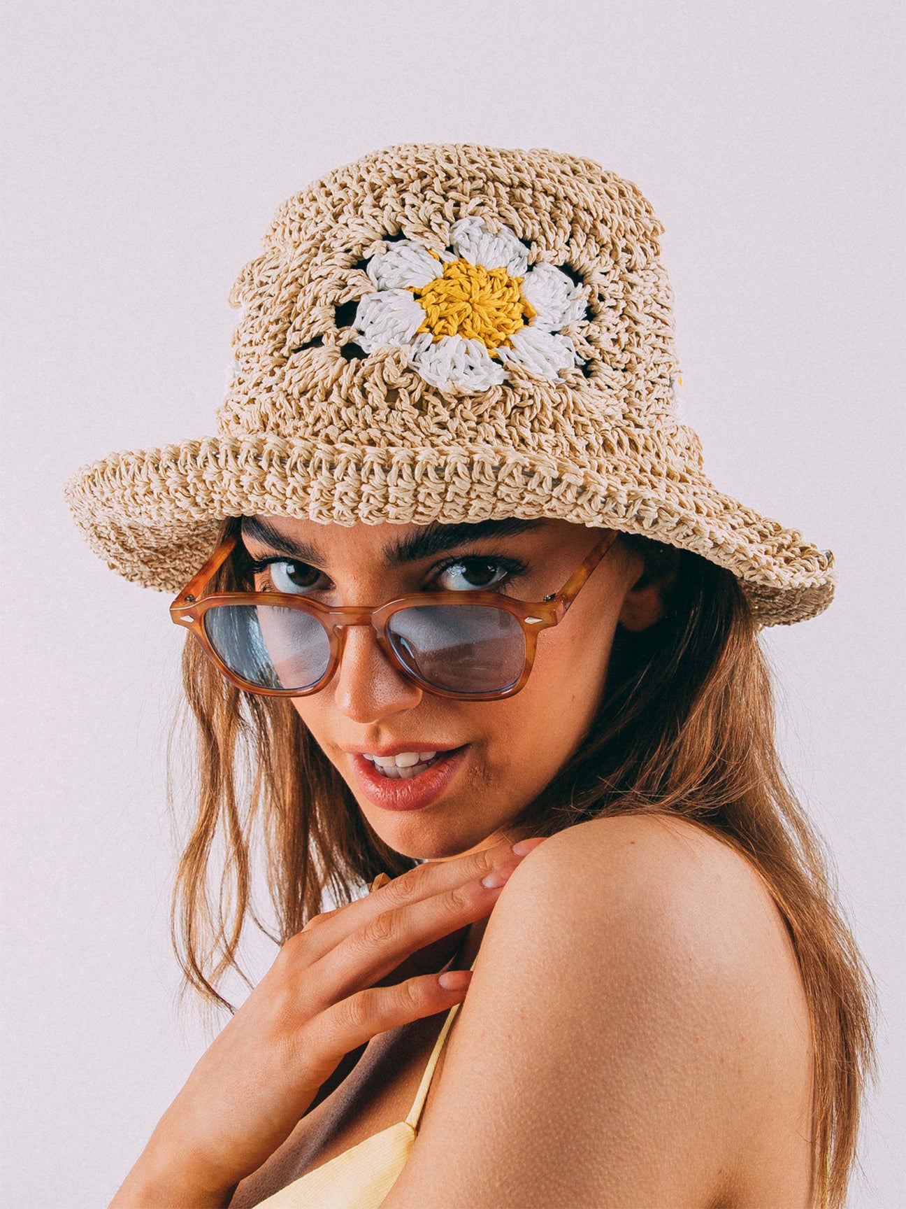 daisy straw hat