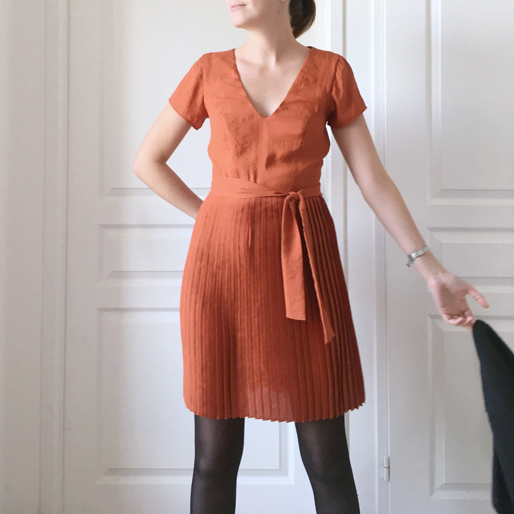 tuto couture robe charlotte auzou plissé stragier