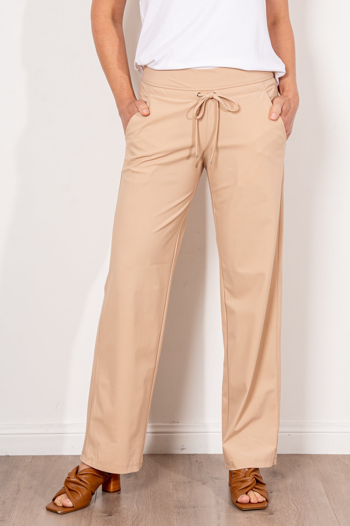 Raffaello Rossi Candice Straight Hightech Pant