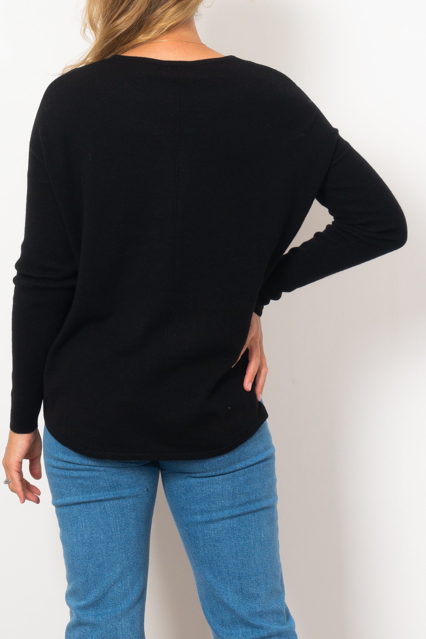 Bridge & Lord Queen Crew Neck Knit