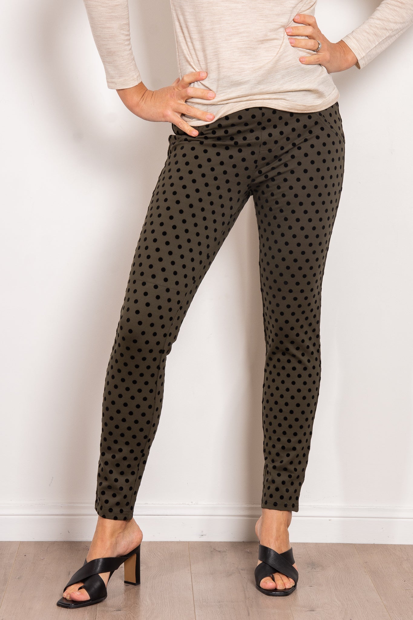 Vassalli Flocked Spot Ponti Pant