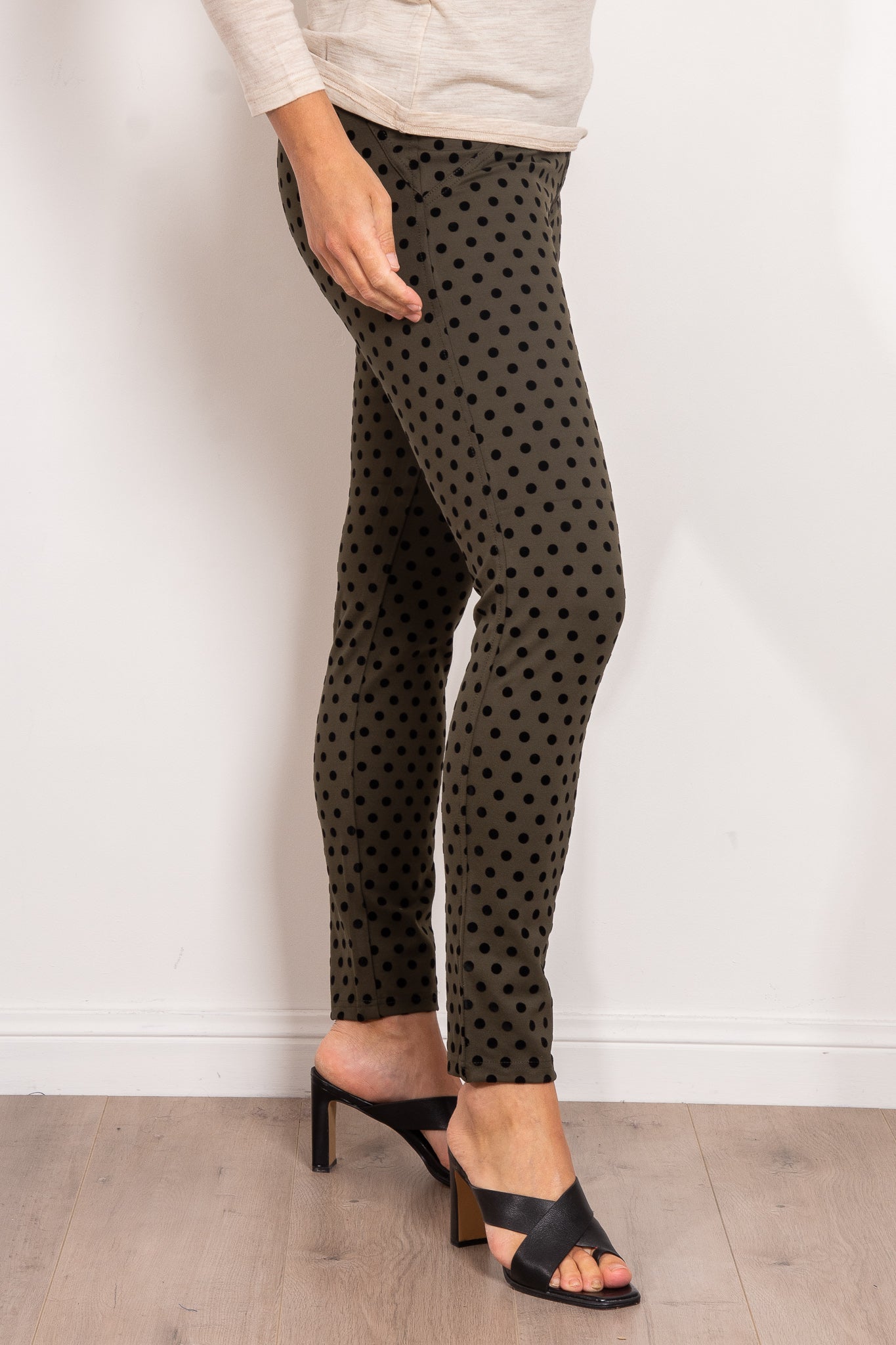 Vassalli Flocked Spot Ponti Pant