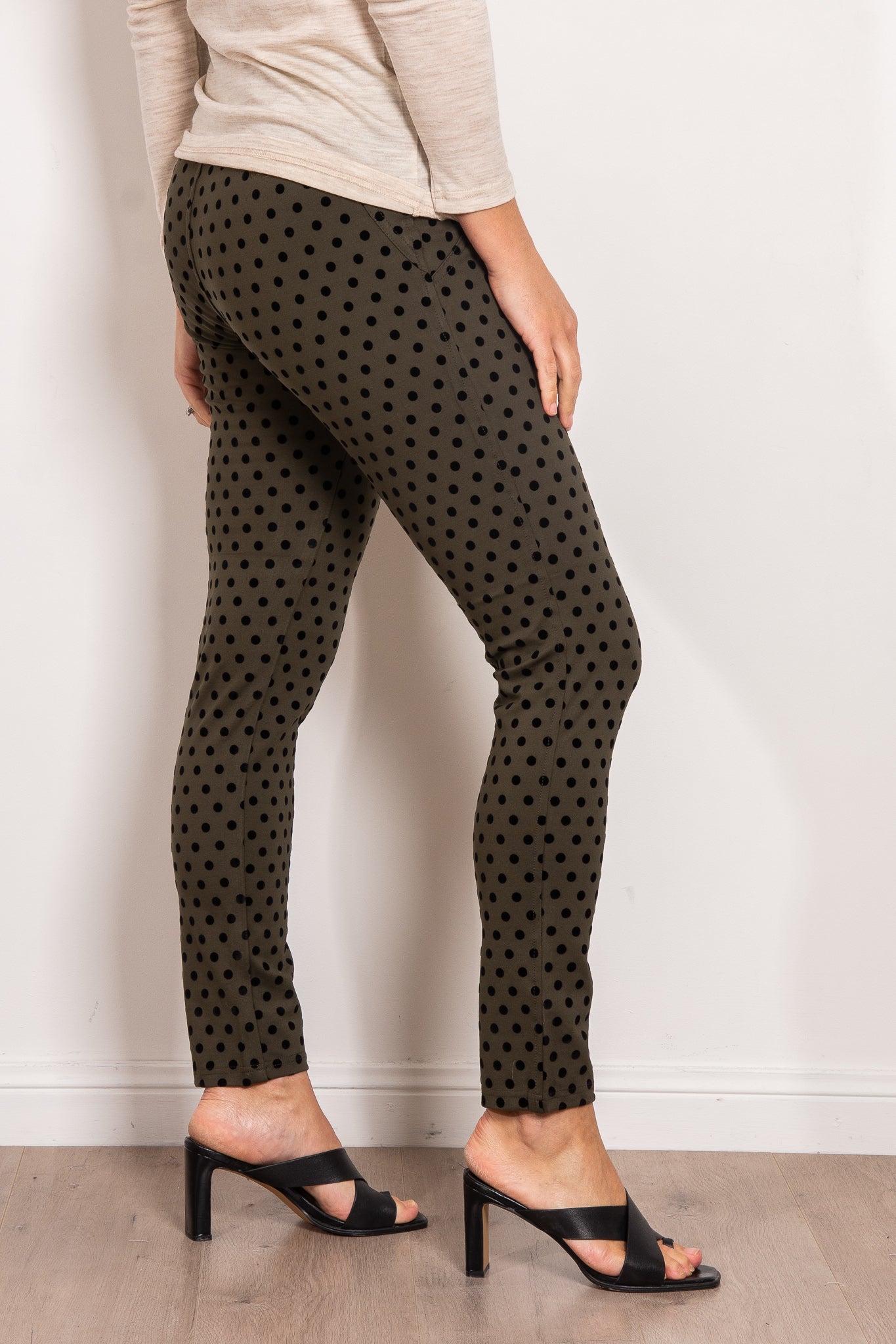 Vassalli Flocked Spot Ponti Pant