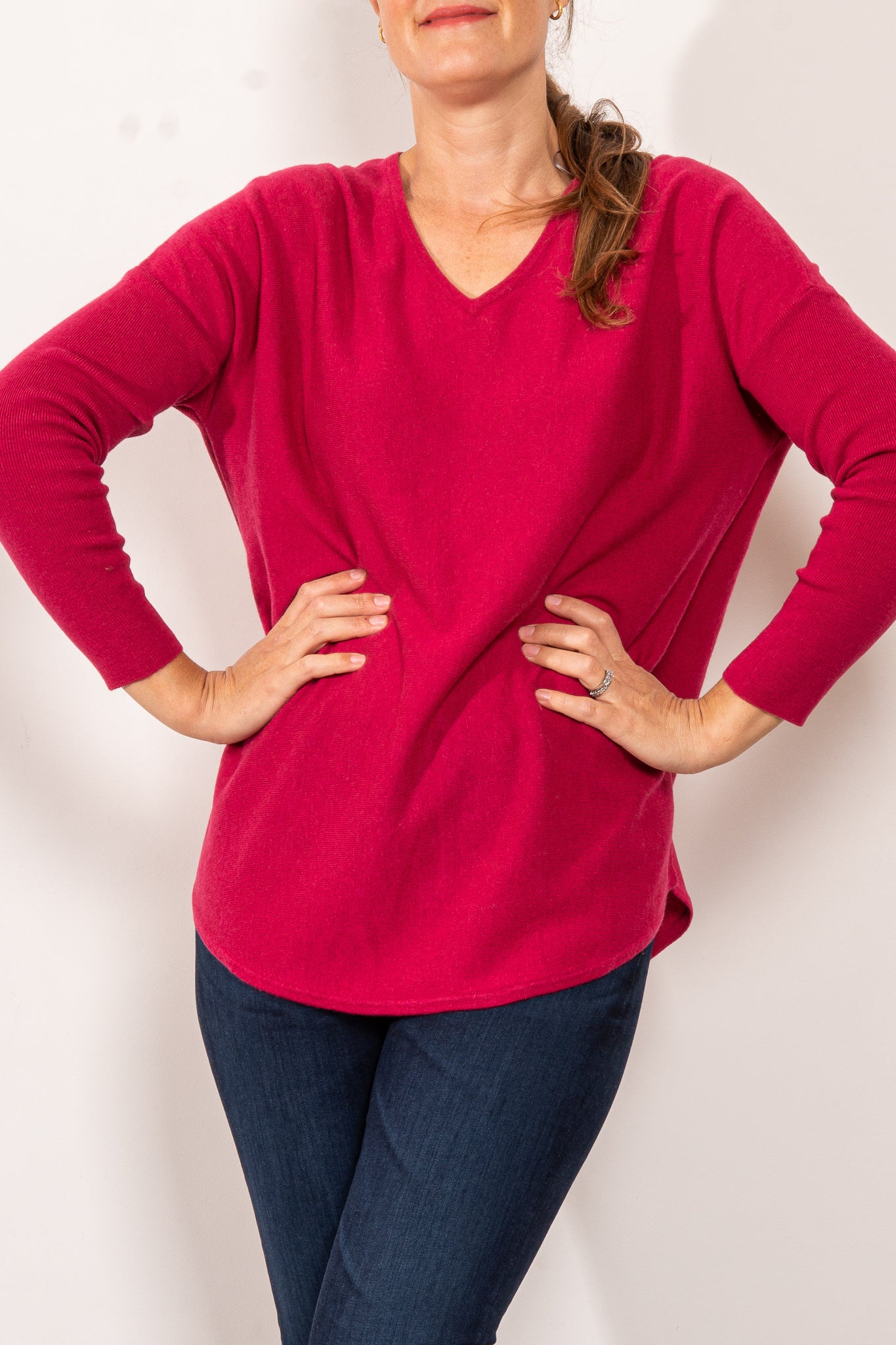 Bridge & Lord Curved Hem V Neck Jumper