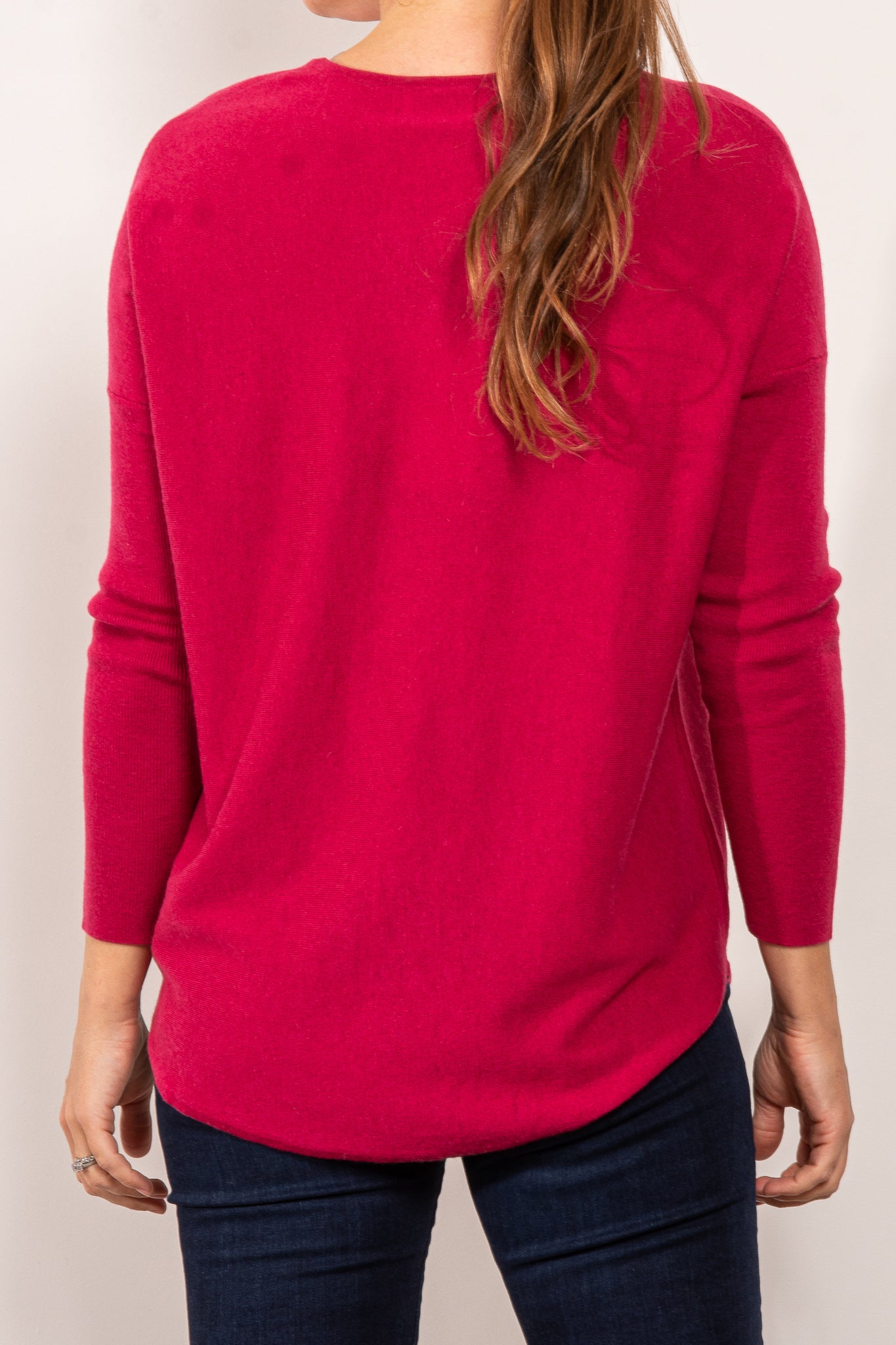 Bridge & Lord Curved Hem V Neck Jumper