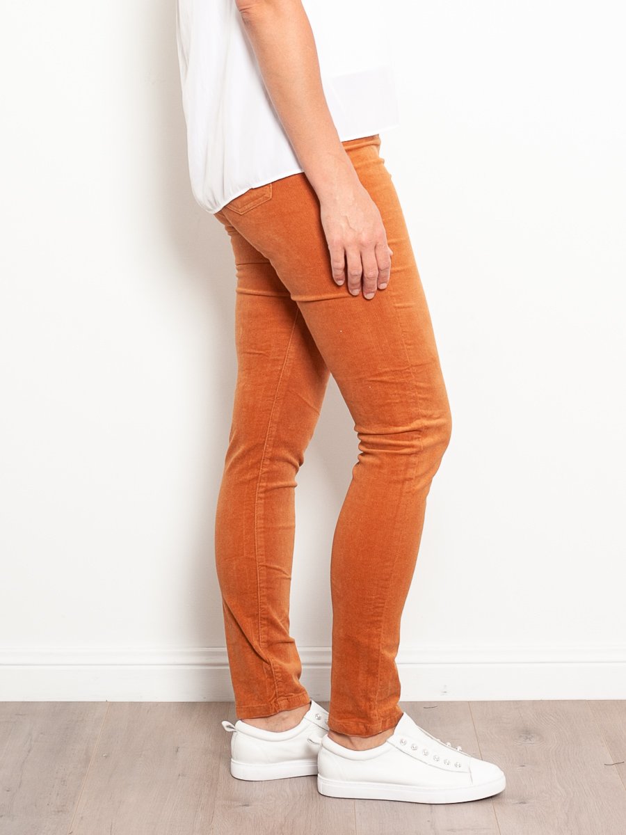 Vassalli Fine Skinny Corduroy Pull On Pant