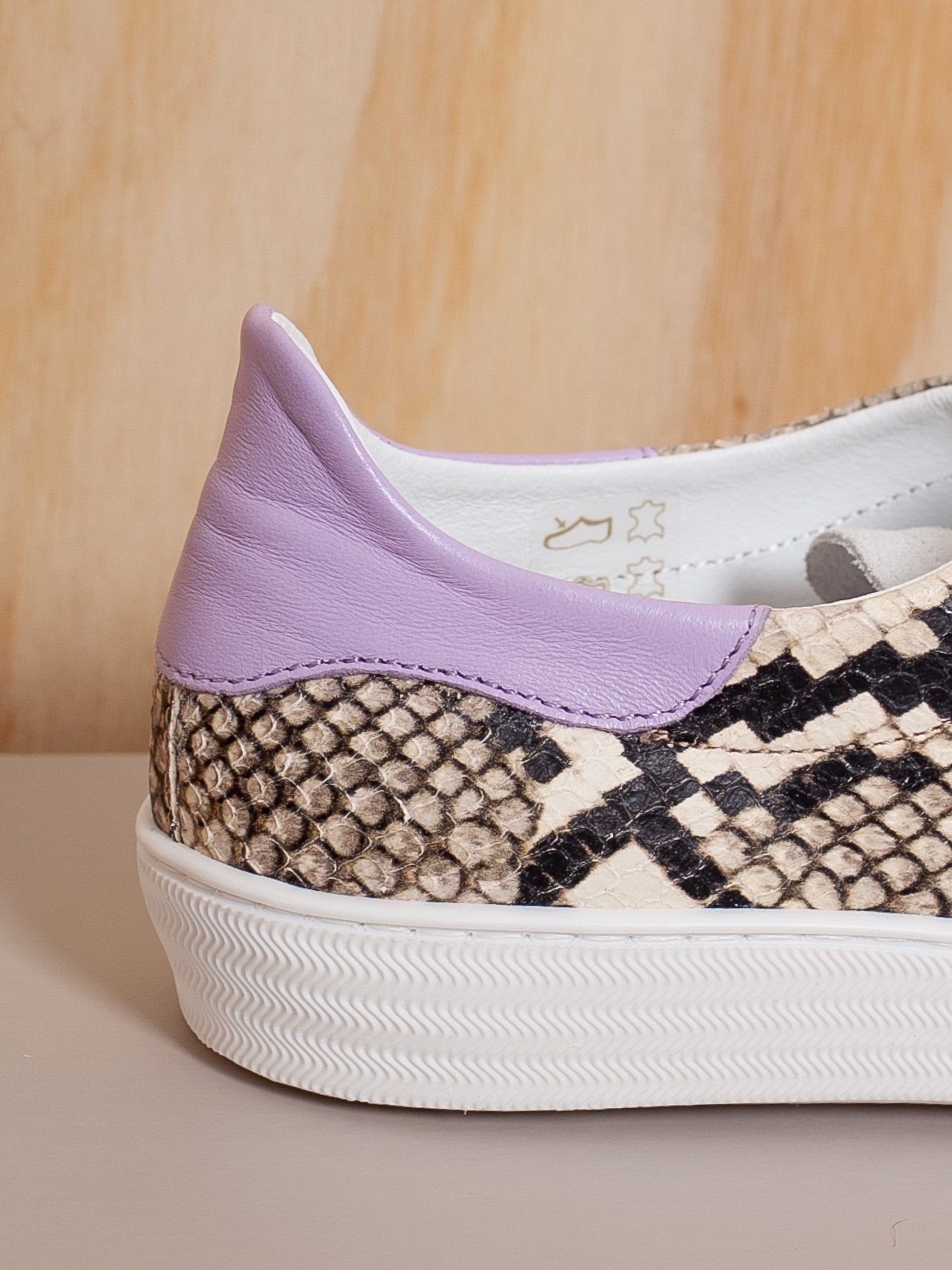 D.O.F. Indiana Snake Lilac Sneaker