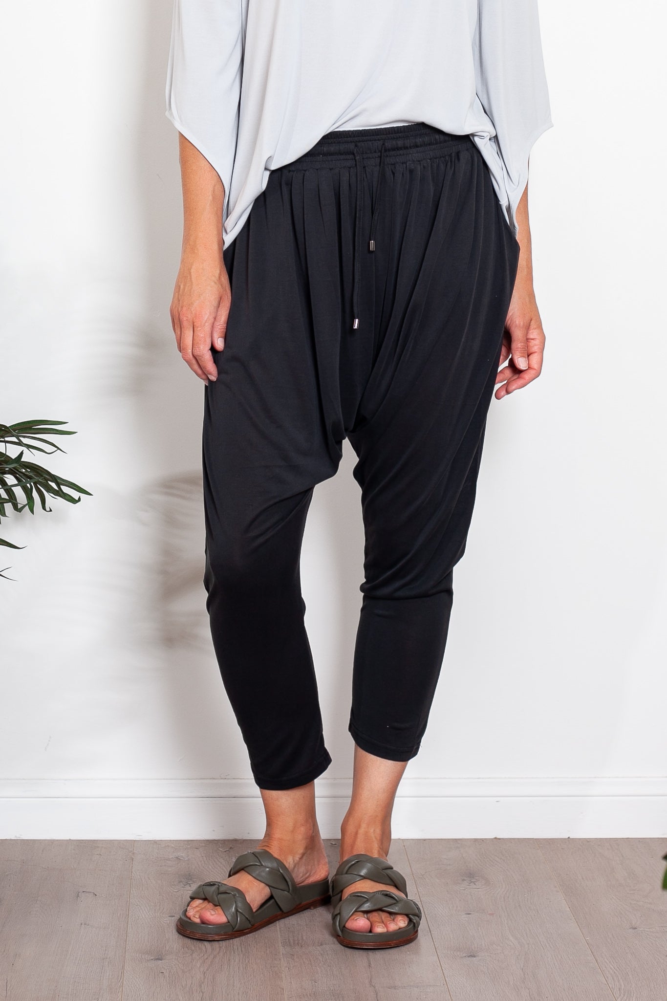 Xhayl Vesta Dropcrotch Modal Pant