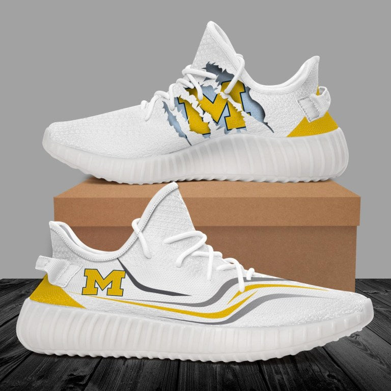 Michigan Wolverine Casual 3D Yeezy Shoes