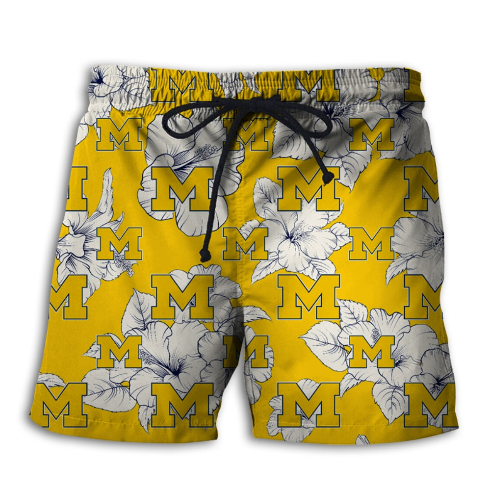 Michigan Wolverines Tropical Floral Shorts