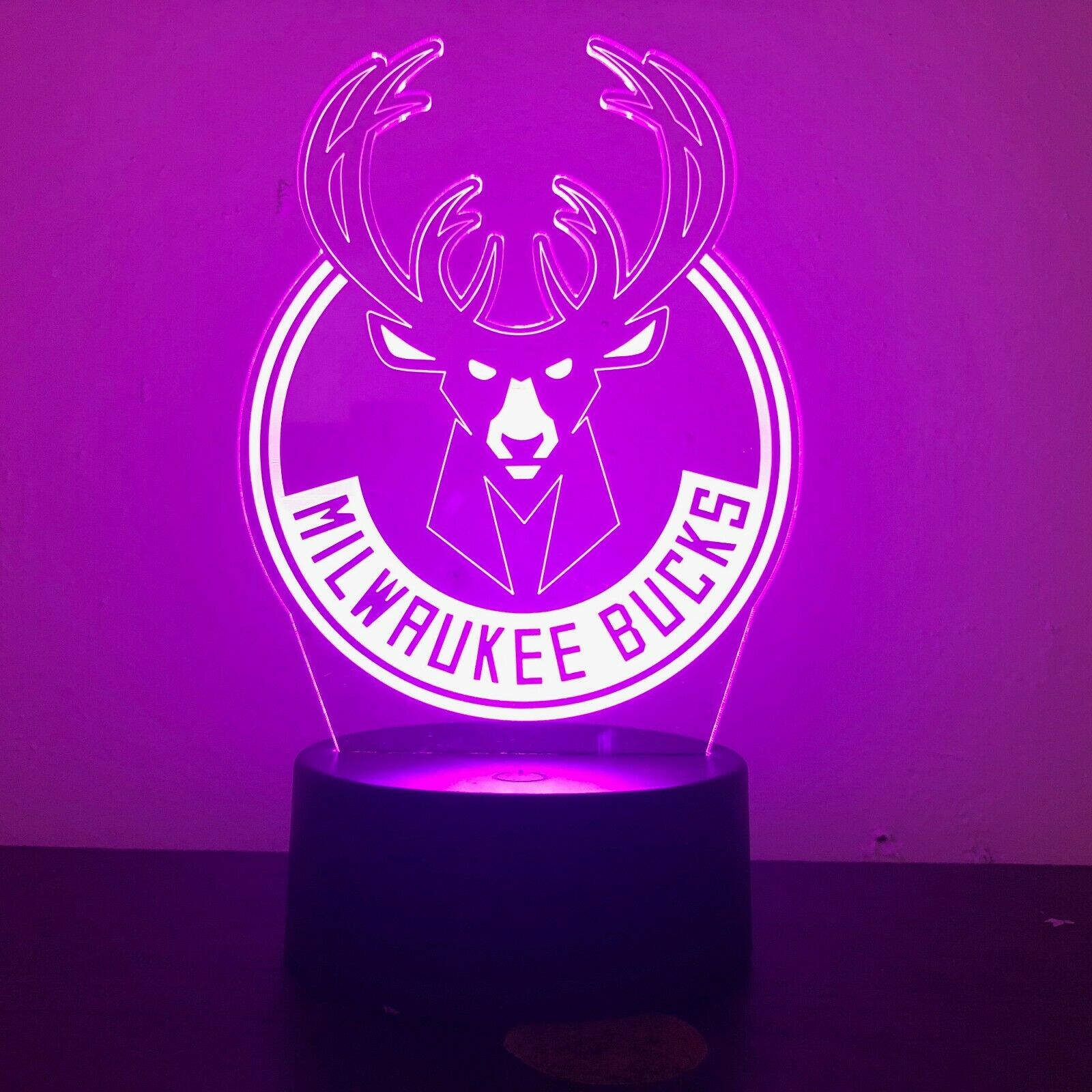 Milwaukee Bucks 3D LED Lamp 1