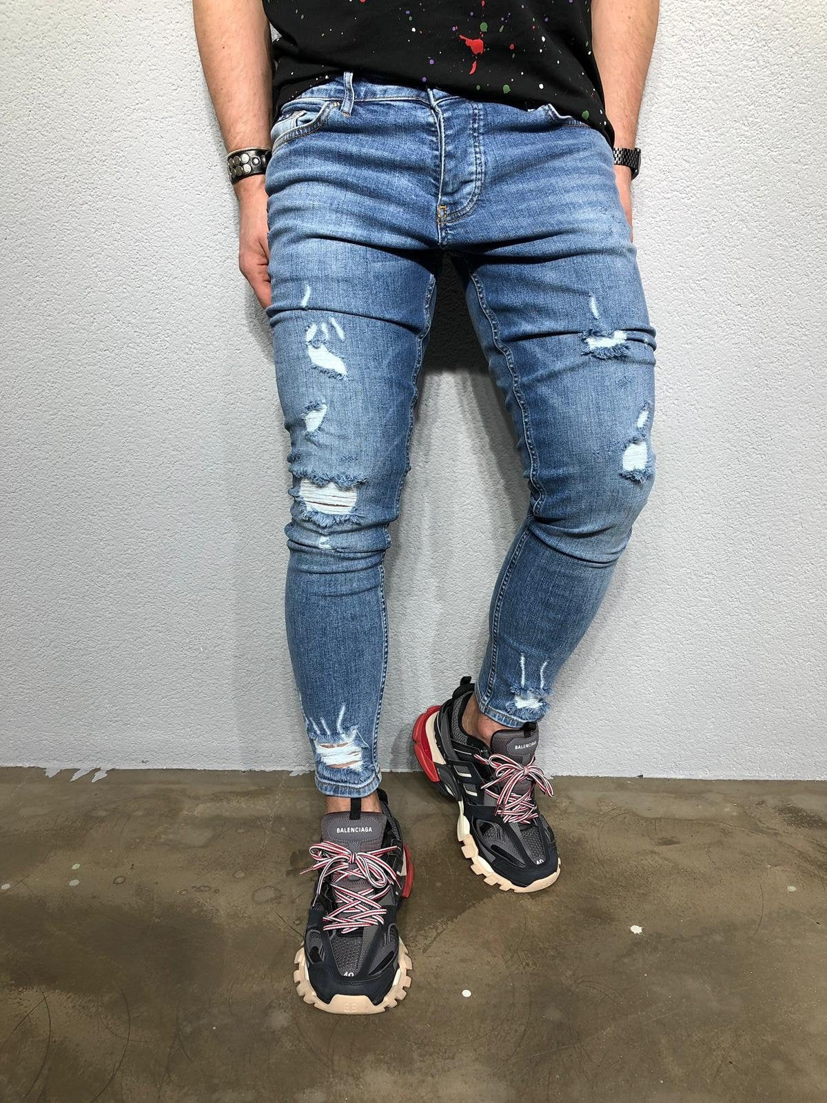 sneaker jeans