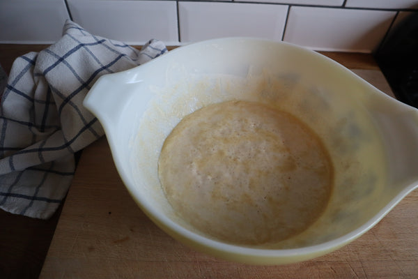 how to make a sourdough starter, bramble and fox uk hygge shop blog