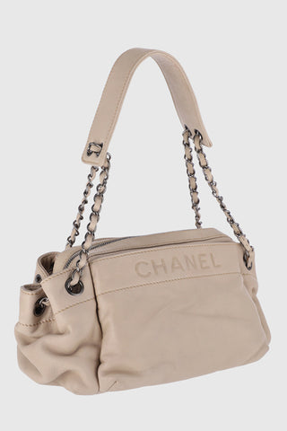Chanel vintage preowned handbag 
