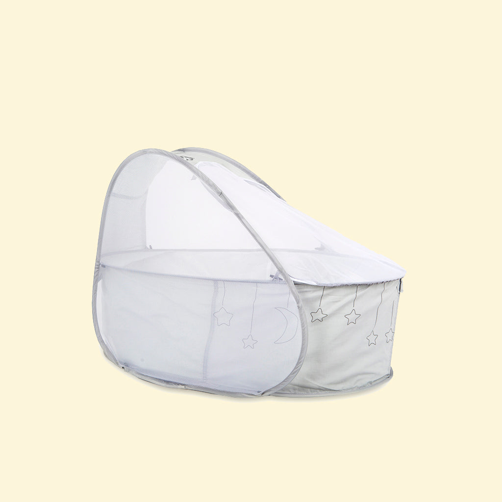 how to transition baby from bassinet to cot