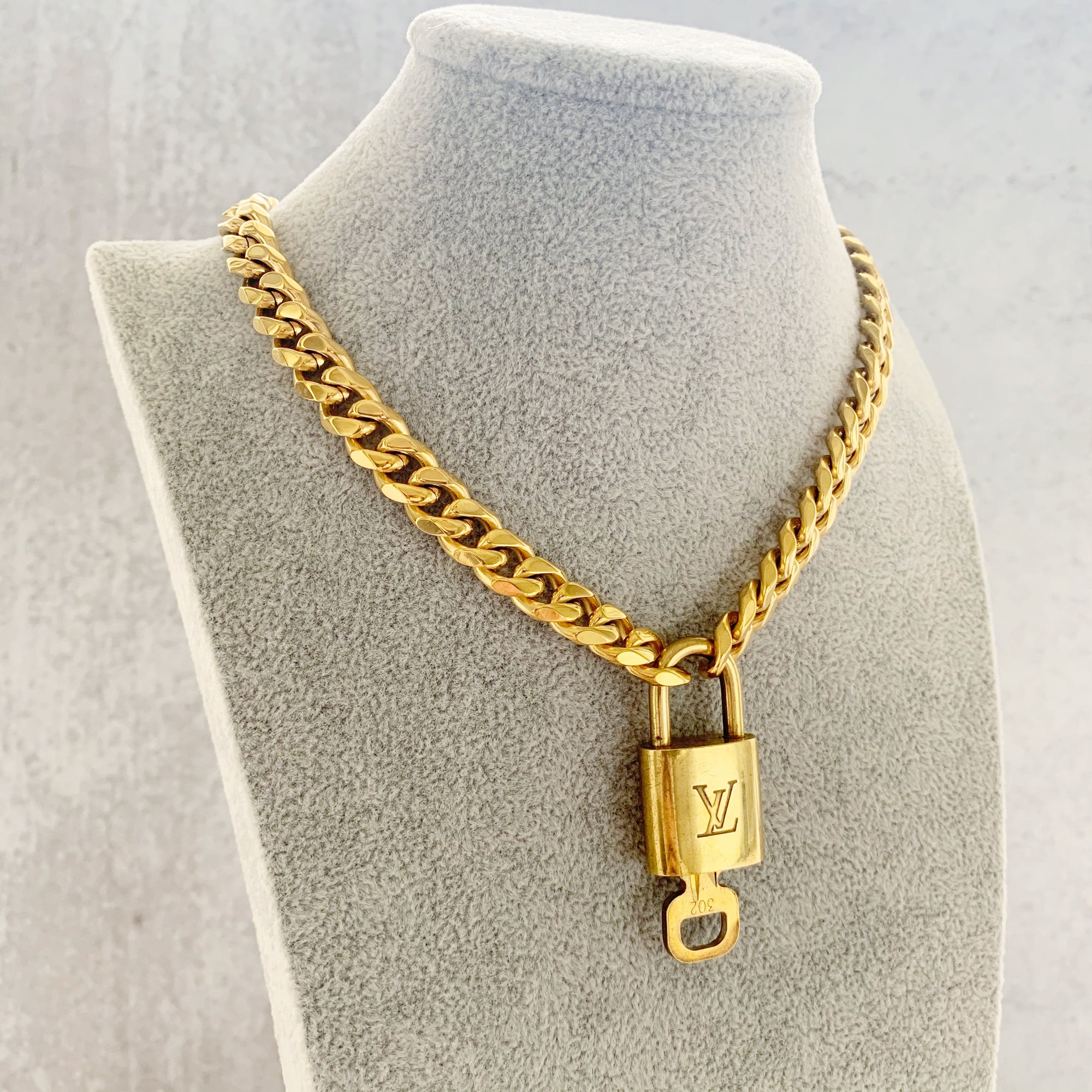 Louis' Vintage LV Chain Necklace Honey Twenty Two