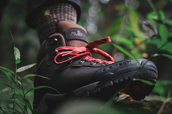 comfortable hiking shoes