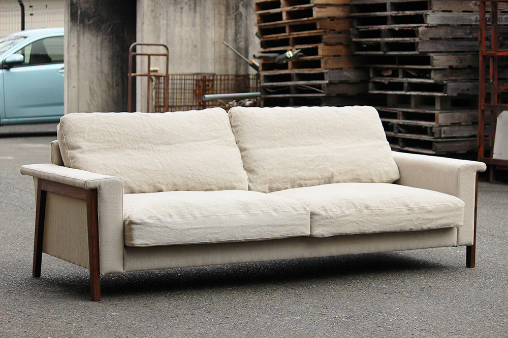 MONTEREY SOFA 3P – HOW Furniture