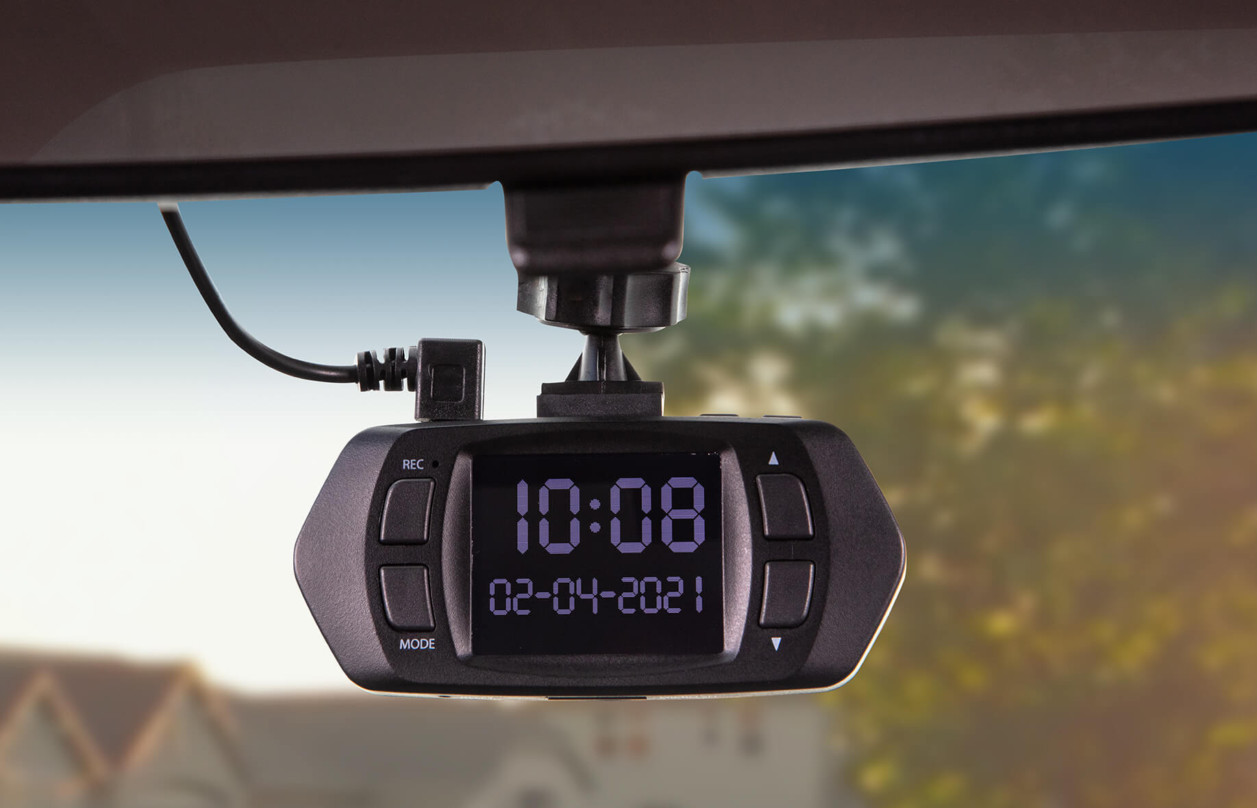 YADA 720P HD Roadcam Universally Compatible Window Mounted Dash Cam, 2 LCD  Display, Loop Recording, G-Sensor Day/Night Security