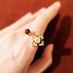 Peranakan Jewellery with Red Garnet Ring on Model
