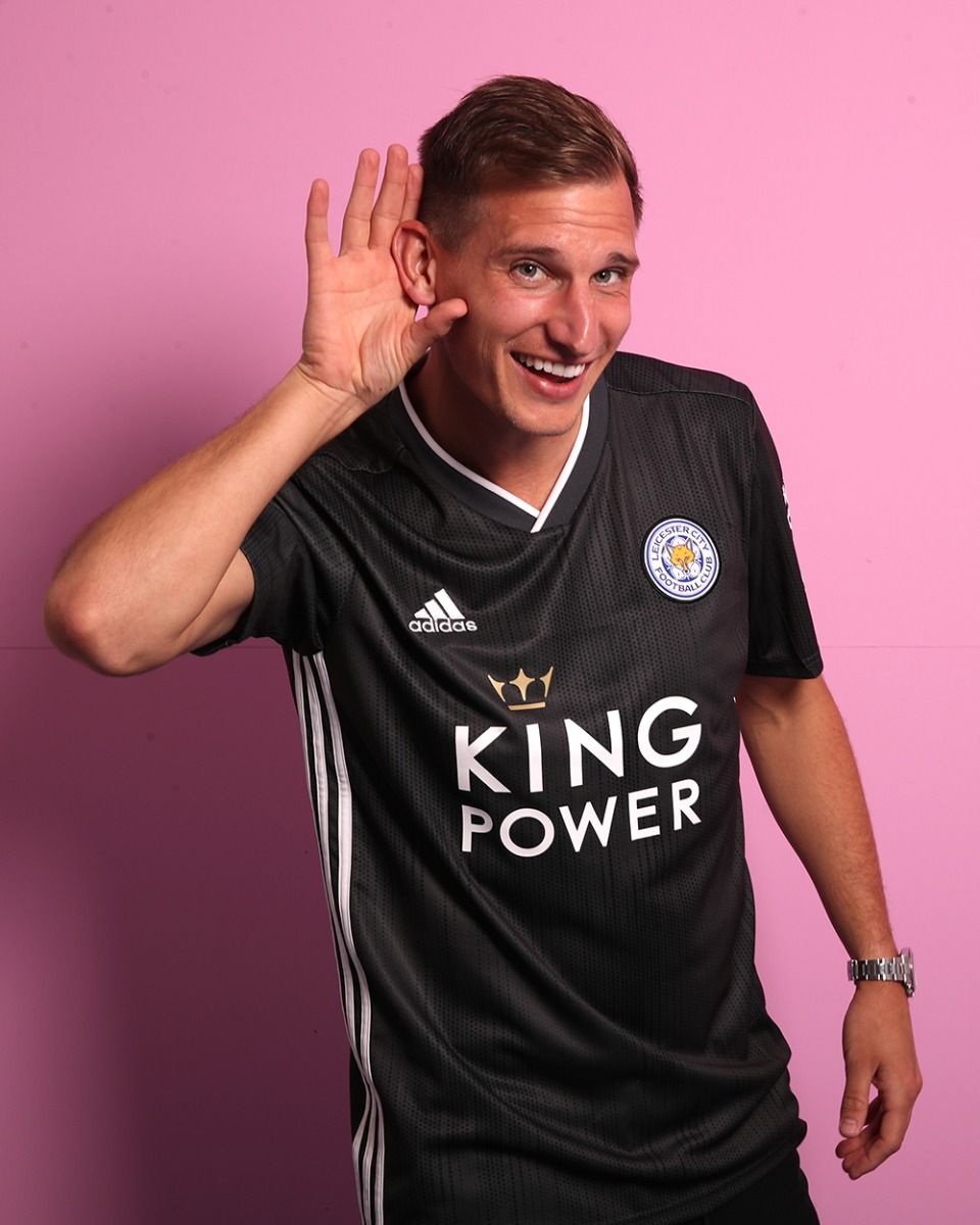 leicester city away kit