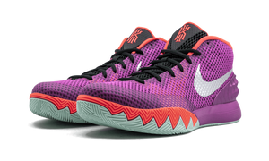 Nike Kyrie 1 Mdm Brry/mtllc Slvr-ht Lv 