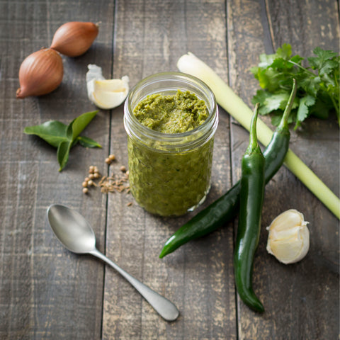 green-curry-paste-homemade