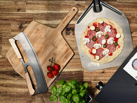 pizza-on-peeler-with-toppings