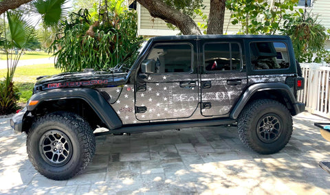 Jeep wrangler with removable trail armor on