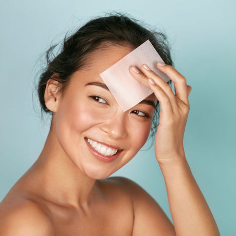 Blotting papers to help with combination and oily skin