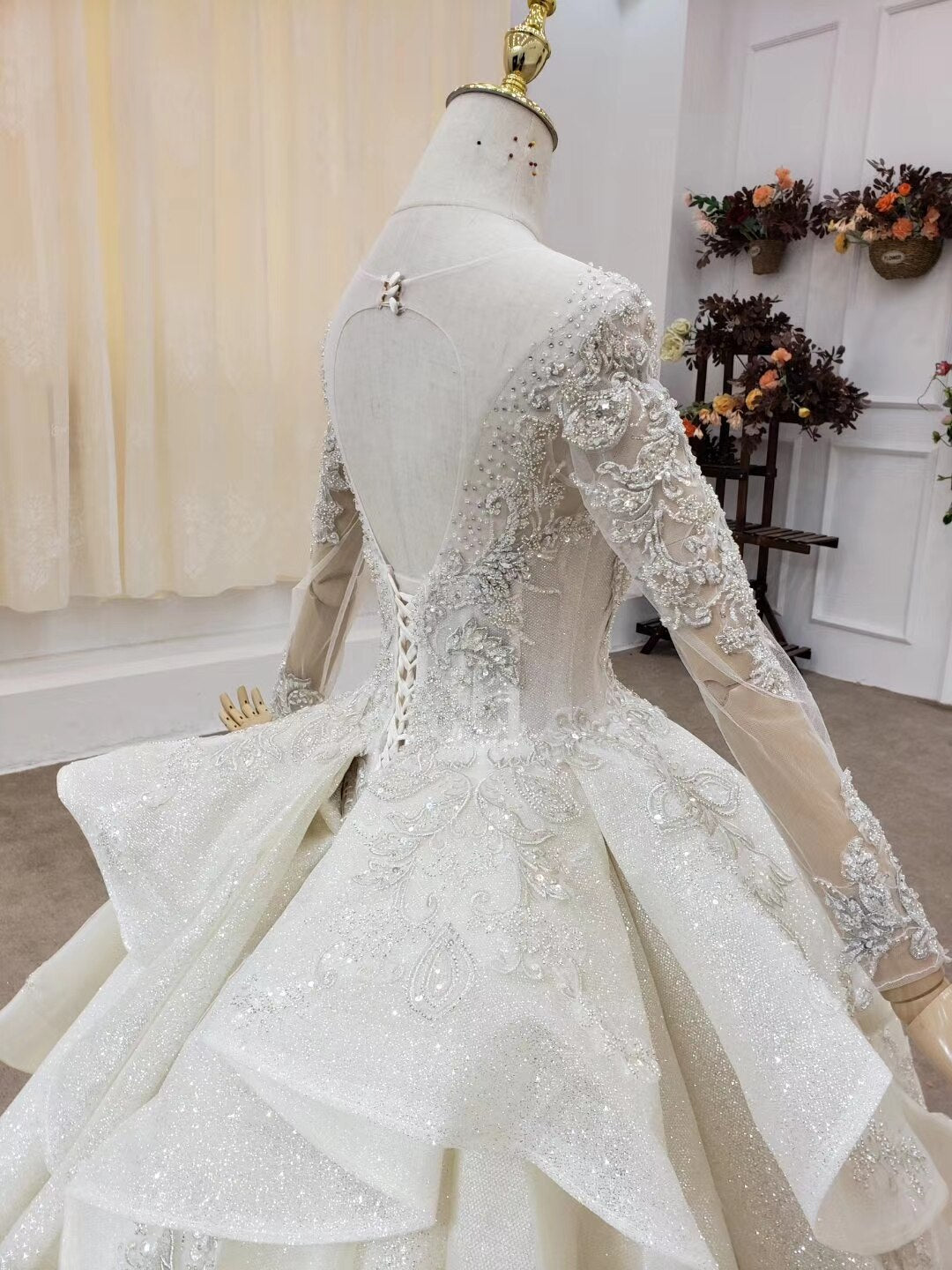 HW176 Luxury Crystal Beading Sequined Wedding Gown - Nirvanafourteen