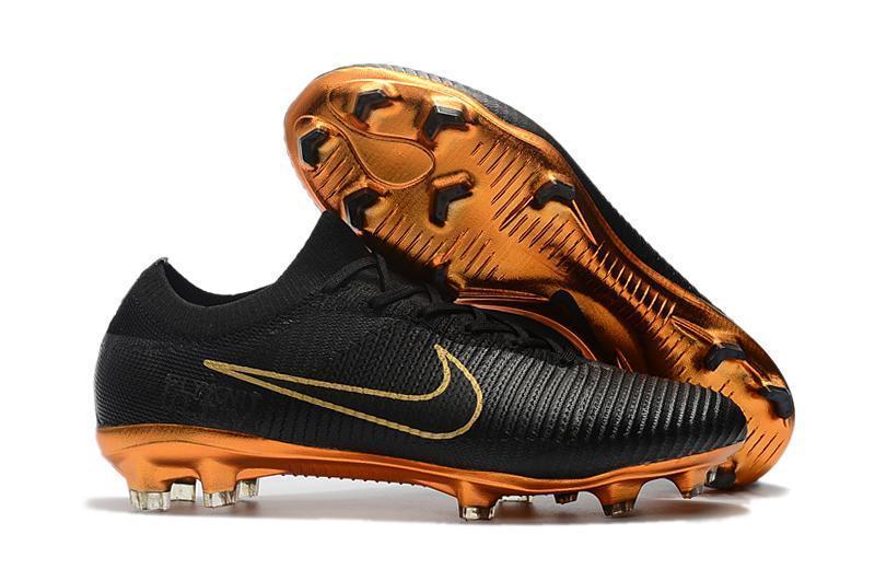 Posesión sexo preparar Nike Mercurial Vapor Flyknit Ultra FG Soccer Cleats Black Golden –  kicksnatics