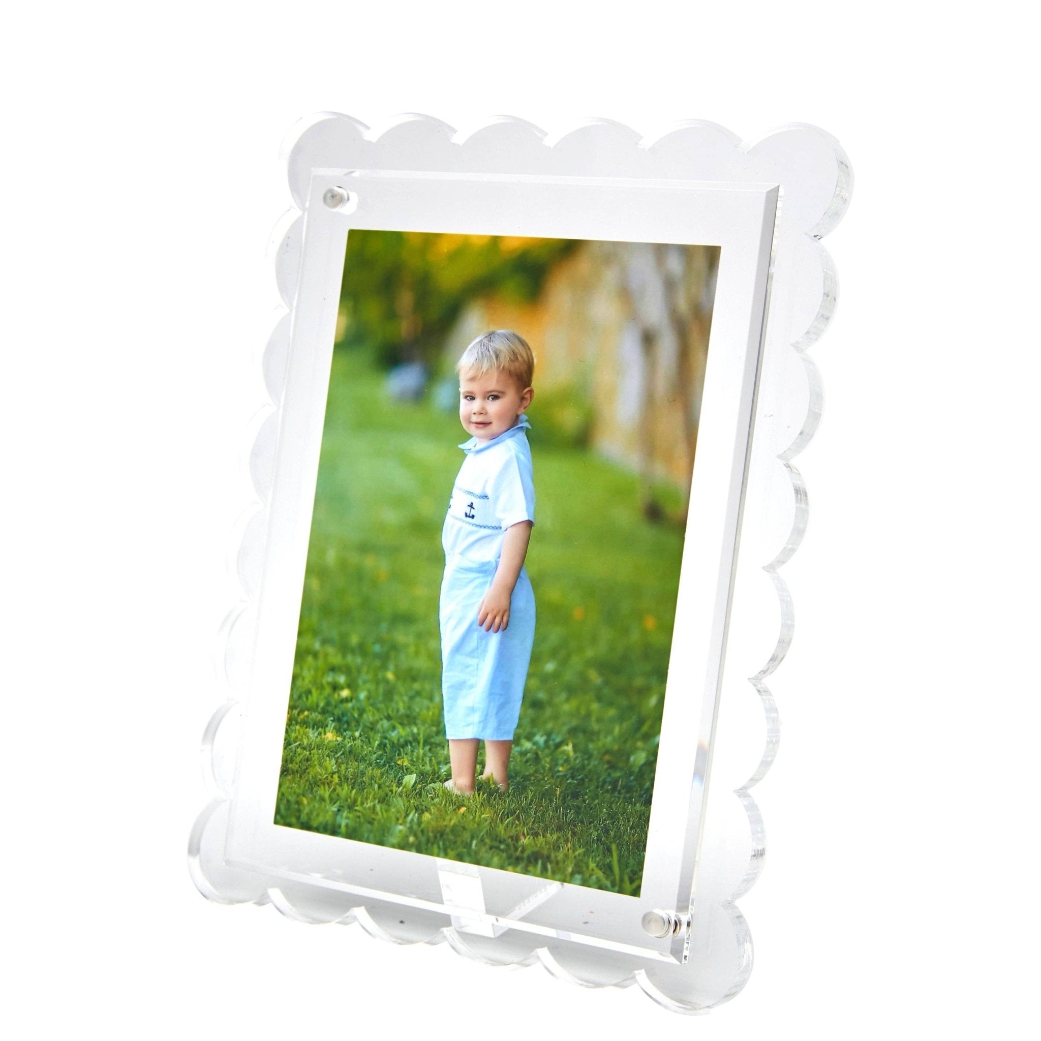 Tara Wilson Designs - SCALLOP FRAME - CLEAR
