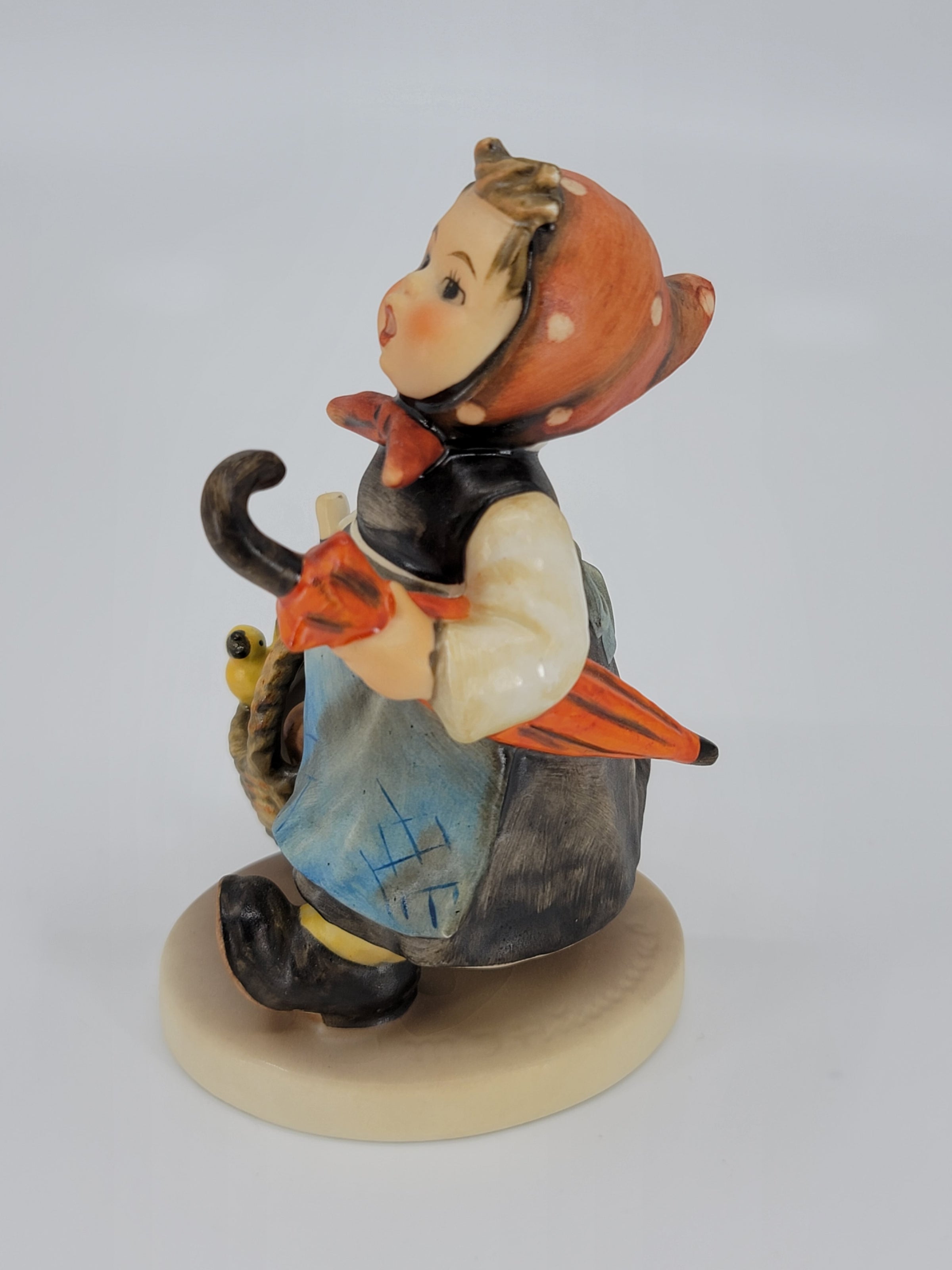 Goebel Hummel Figure Visiting an Invalid 382 TMK5 – Sarge & Red's Gaming & Vintage Toys