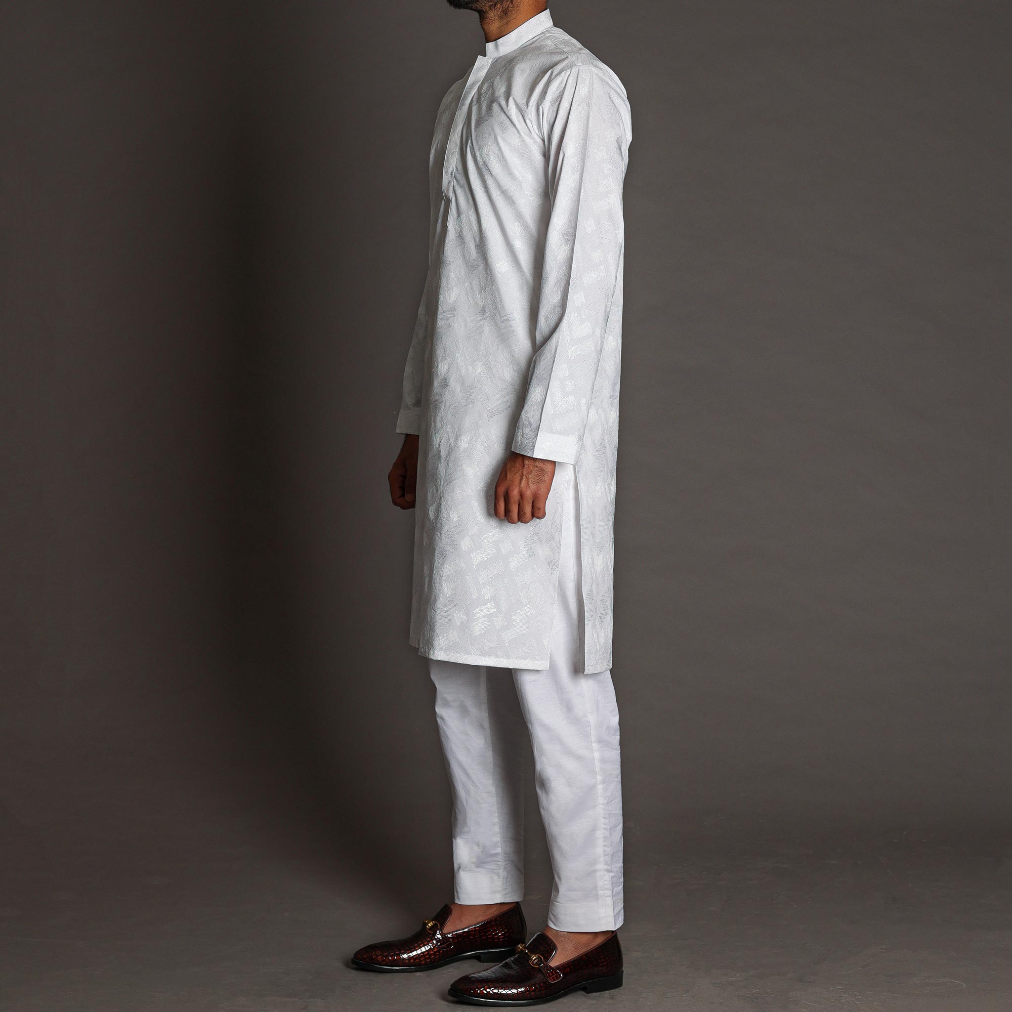 White Embroidered Regal Kurta