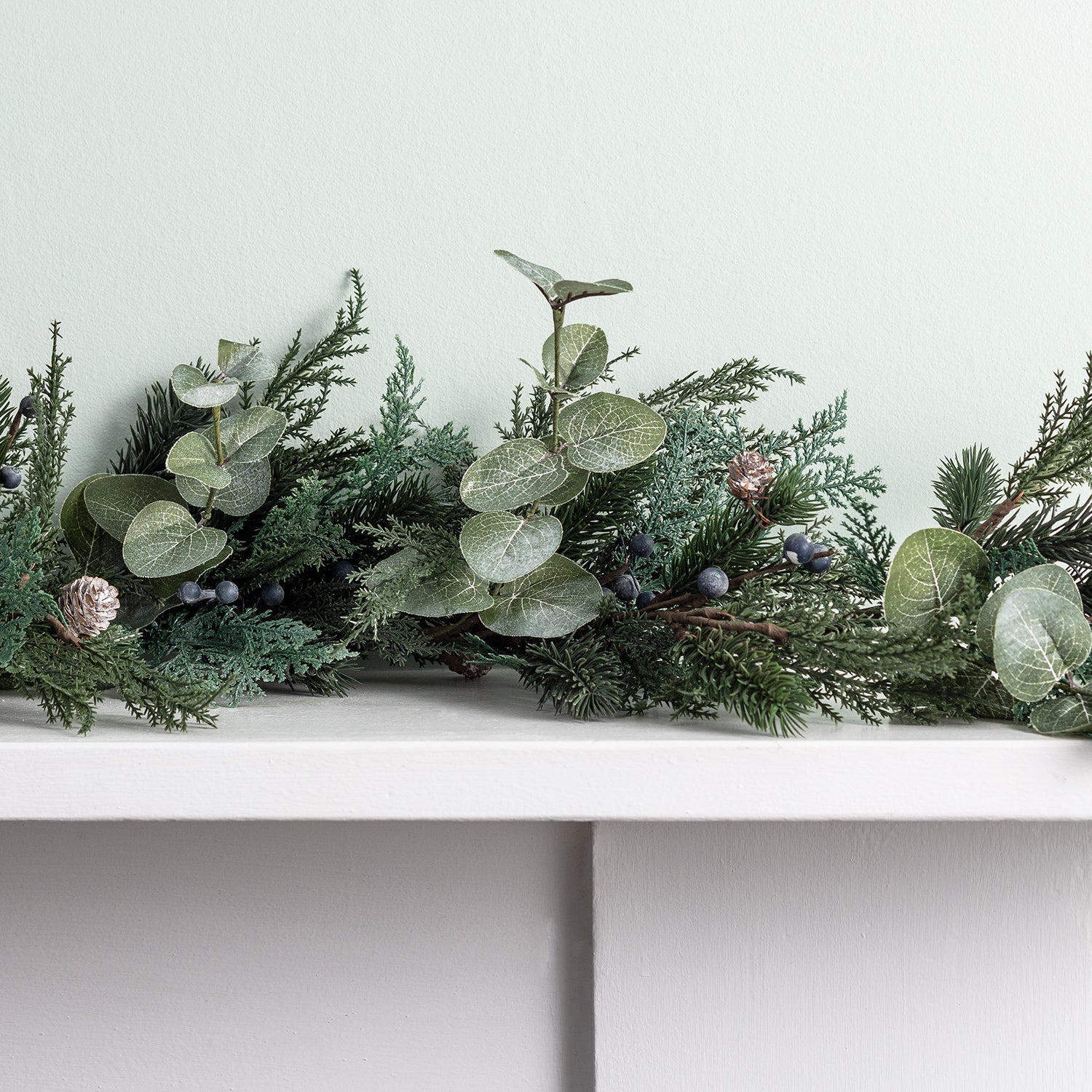 Image of 2m Frosted Berry and Pinecone Garland
