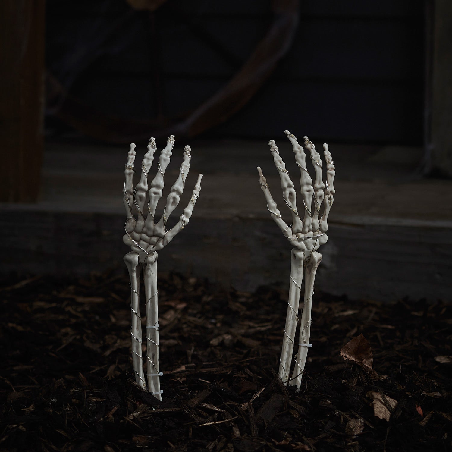 Skeleton Hand Jewellery Stand – The Blackened Teeth Ltd