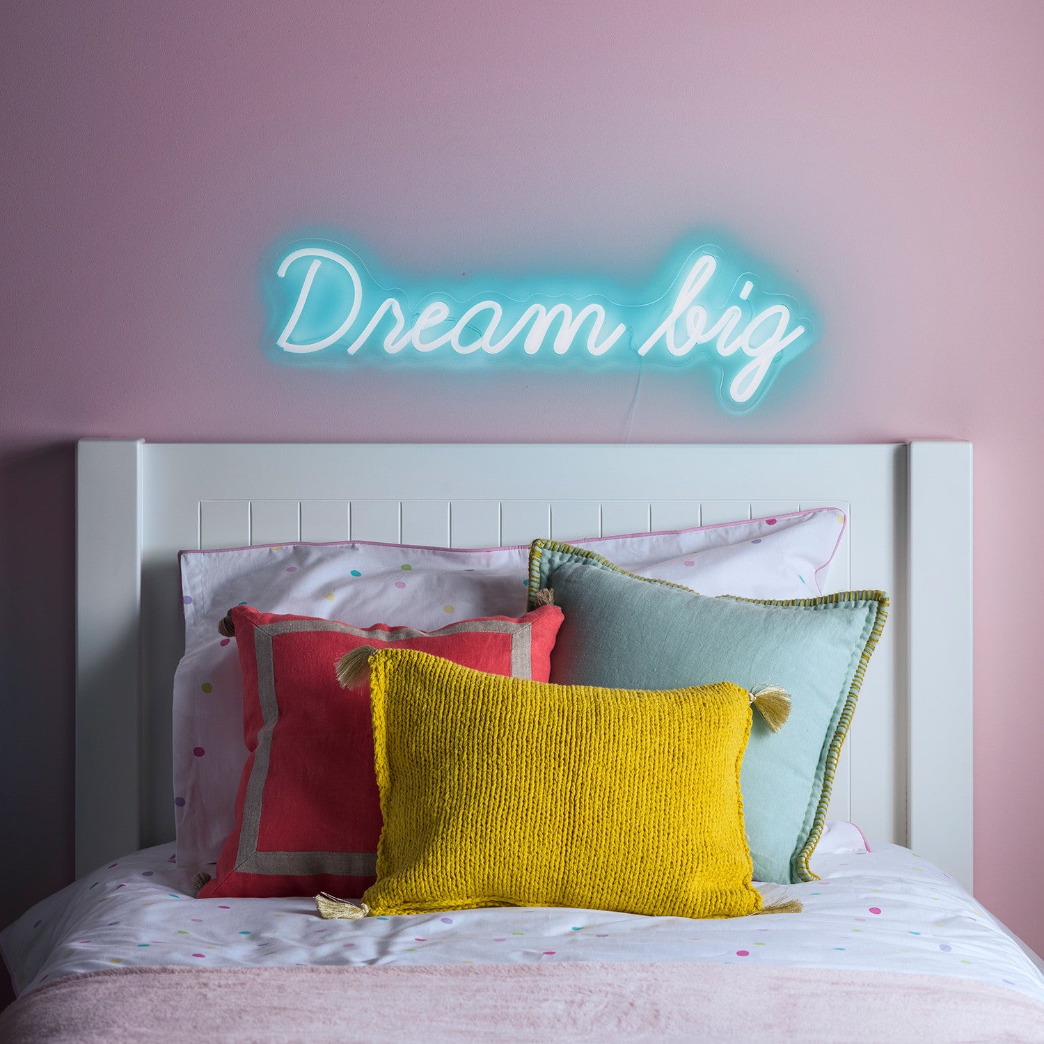 Dream Neon Sign Wall Light | Lights4fun.co.uk