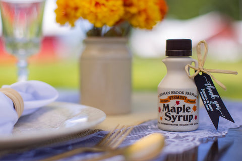 The maple sampler as a useful wedding favor.