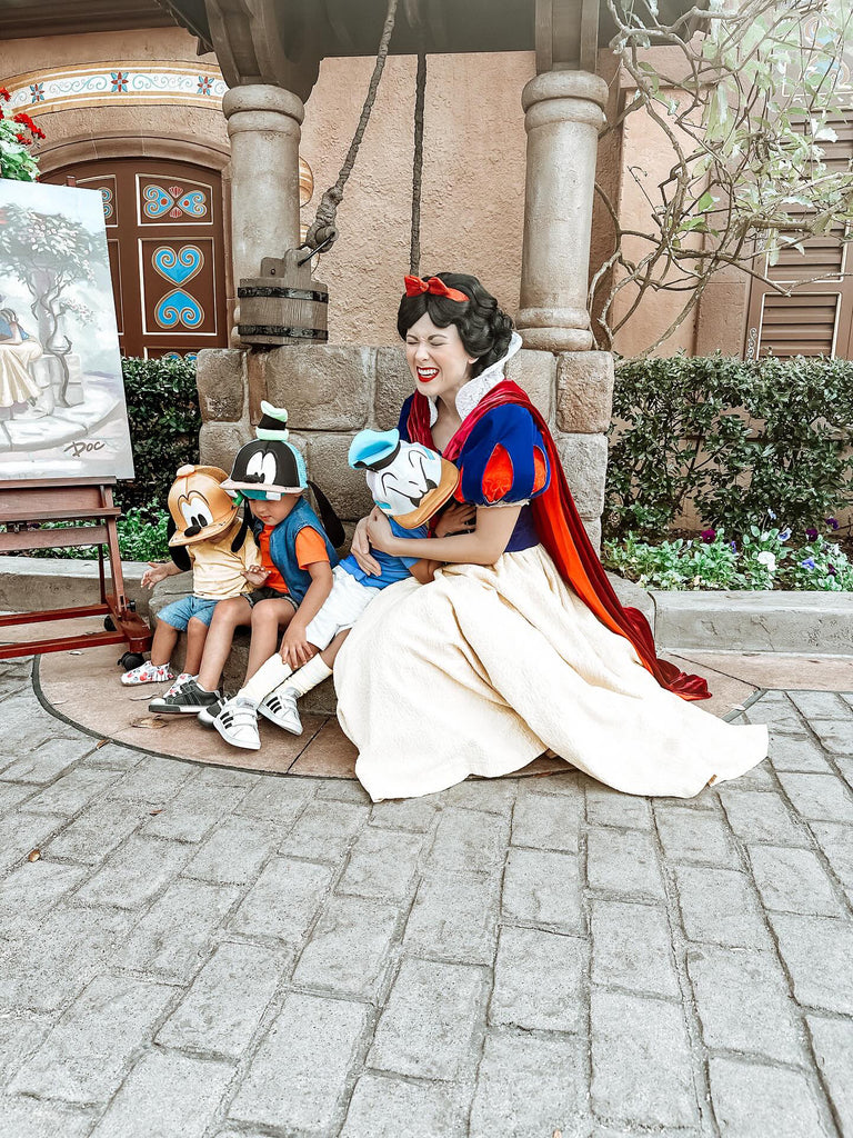 meeting snow white