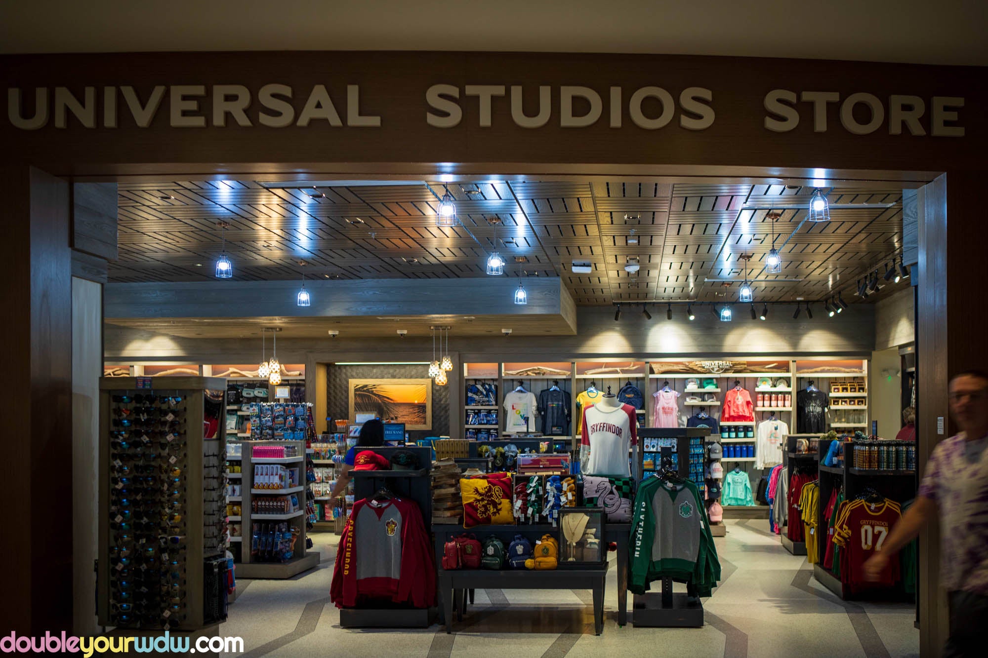 Universal store