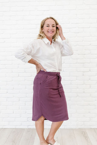 Skirt Sophistication: A Blend of Elegance and Playfulness