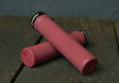 Burgtec bartender grip red