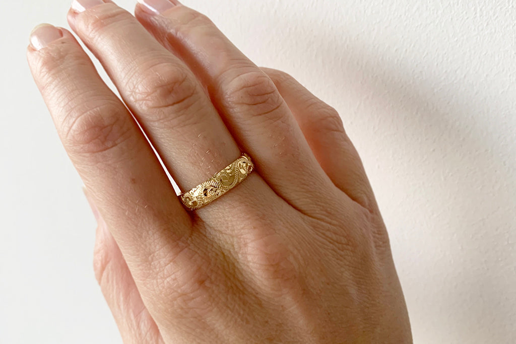 Sparkling Forever: Why Lab-Grown Diamond Wedding Bands Are the Perfect Choice